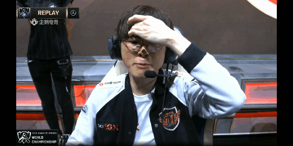 徐秀在炫耀！ ShowMaker Ahri 11-0 Youlong Super God Dplus KIA 以三波团灭赢得了第一场比赛