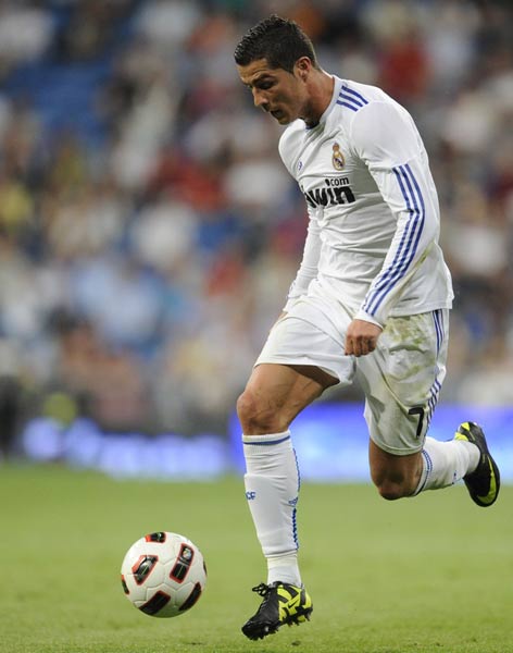 自由式滑雪空中技巧世界杯加拿大站：中国队1金2银1铜收官