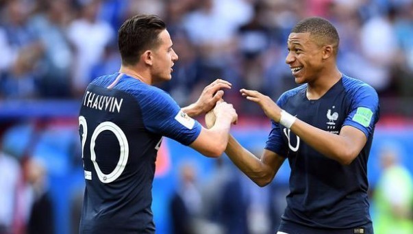 科比·怀特因小腿伤势将缺席对阵火箭比赛