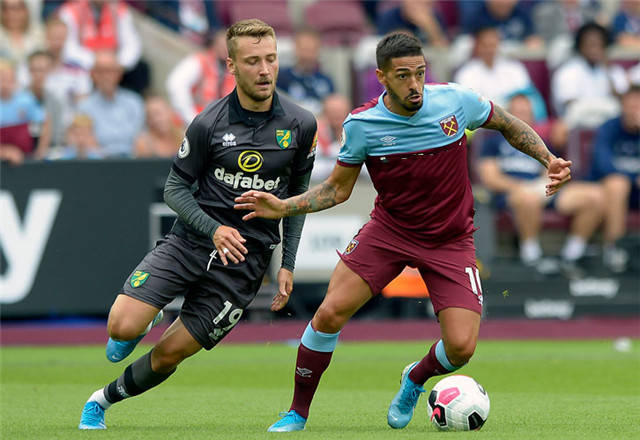 官方：拉波尔塔、莱万在沙特会见了上海等地的巴萨球迷会代表