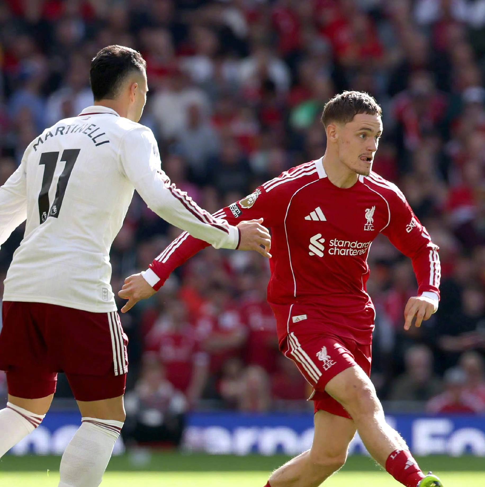 [NBA]库里27分 勇士大胜国王