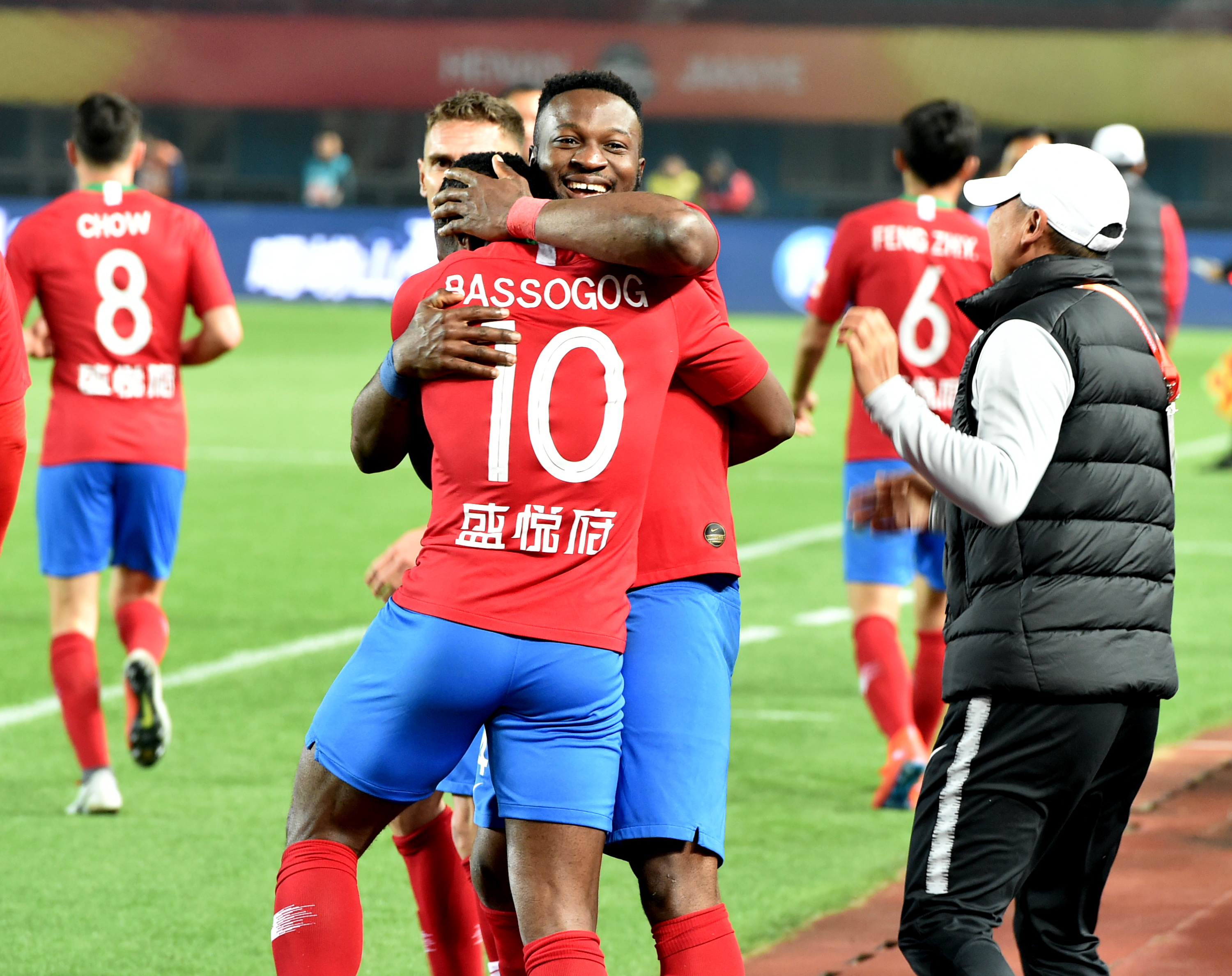 申京复出即暴扣对阵篮网 37岁KD仍巅峰 谢泼德冲超6